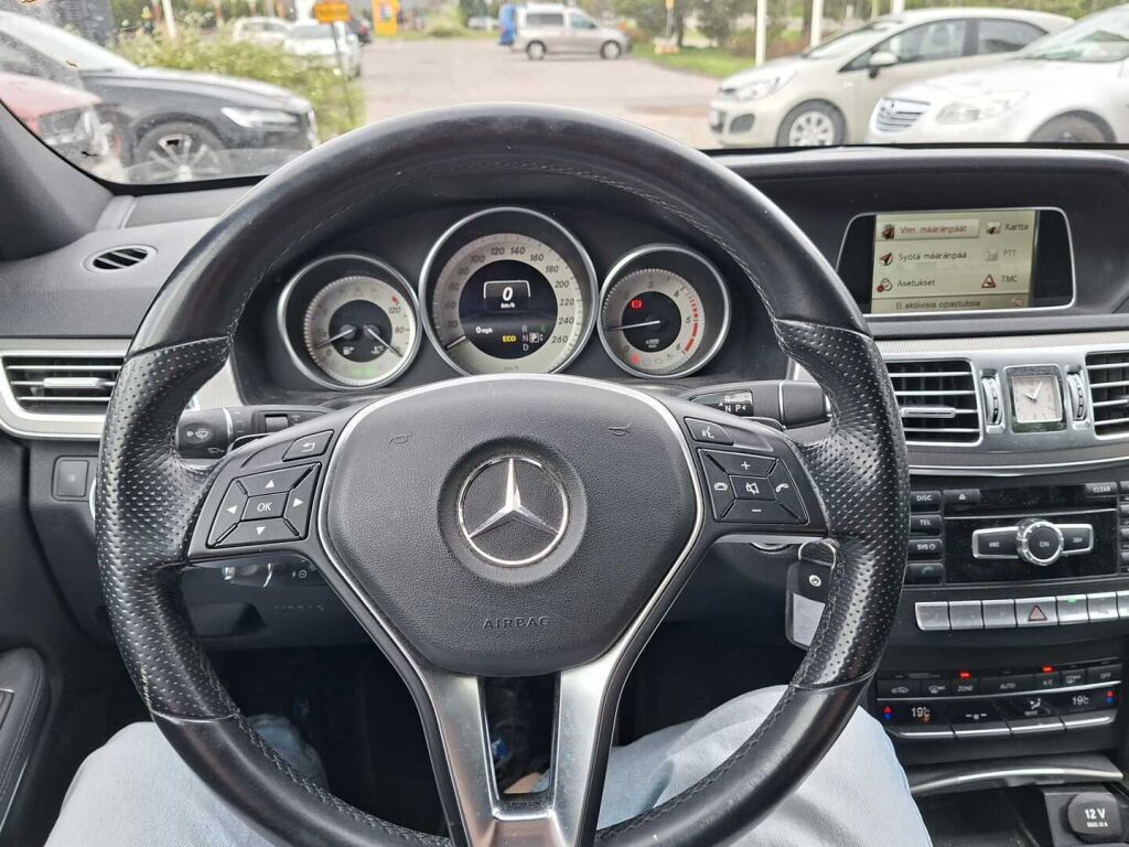 Mercedes-Benz E 2013 