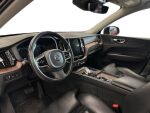 Volvo XC60 2020 Musta