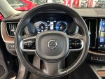 Volvo XC60 2020 Musta
