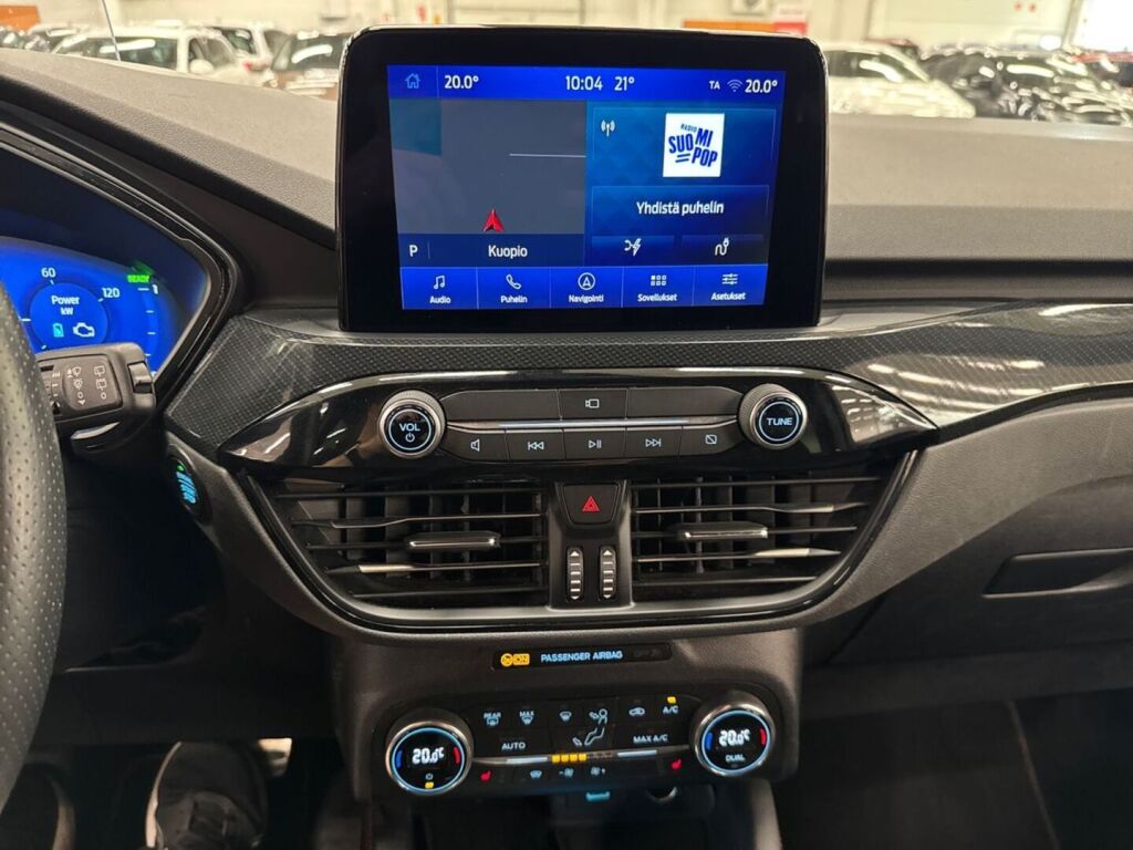 Ford Kuga 2020 Musta
