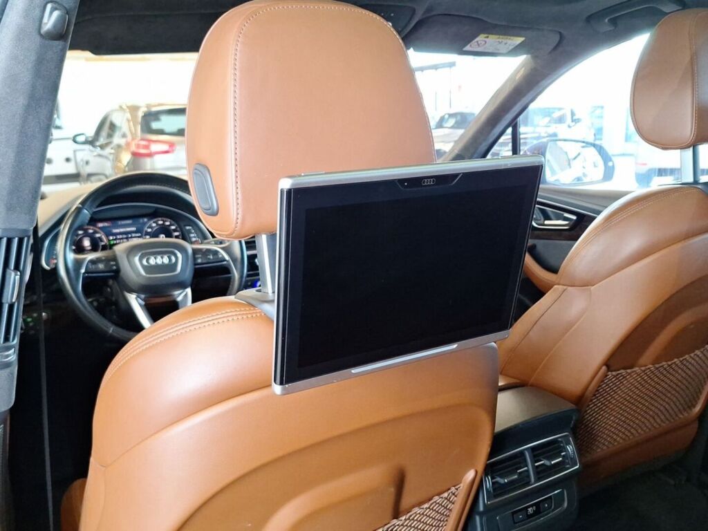 Audi Q7 2016 Sininen