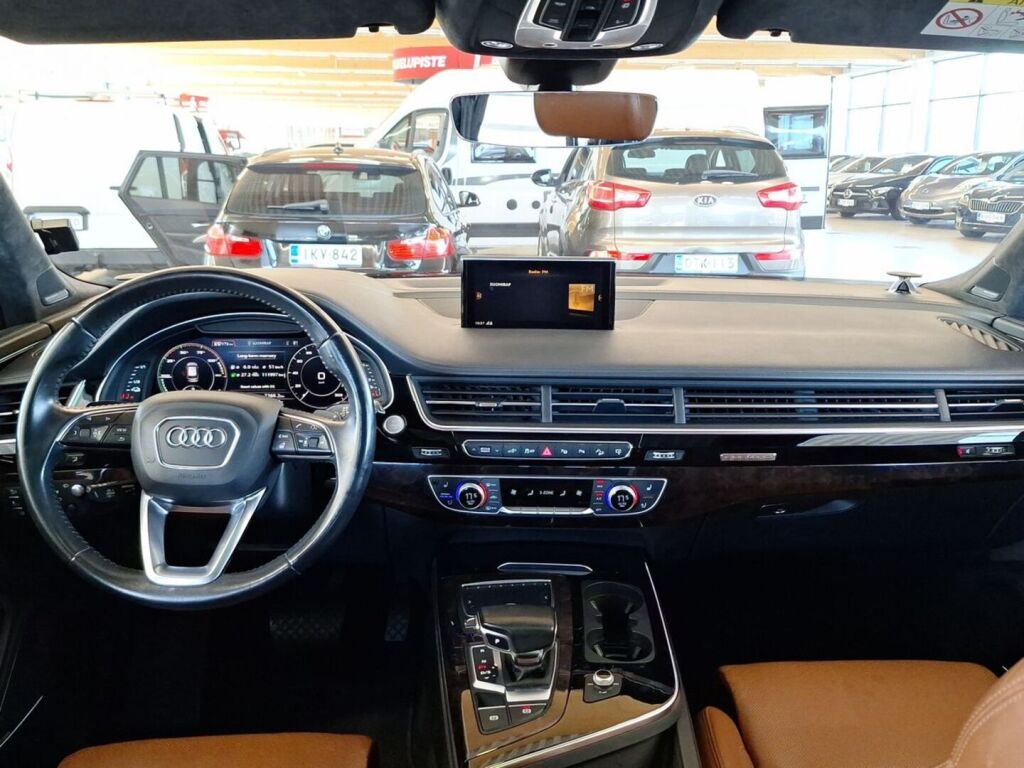 Audi Q7 2016 Sininen