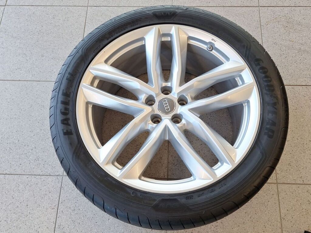 Audi Q7 2016 Sininen