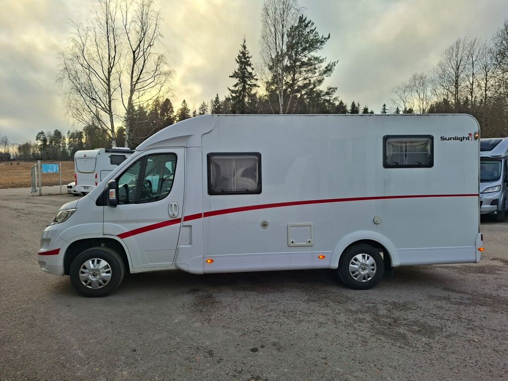 Sunlight V 66 2020 Valkoinen