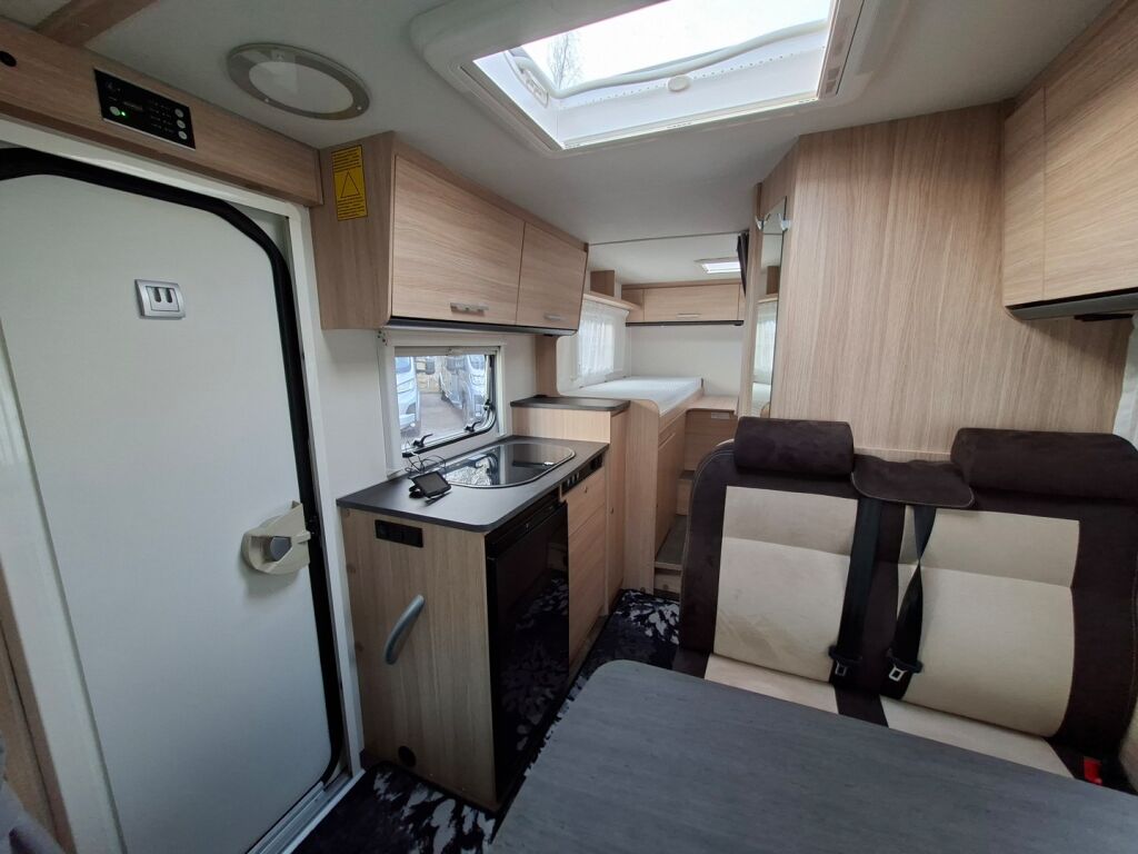 Sunlight V 66 2020 Valkoinen