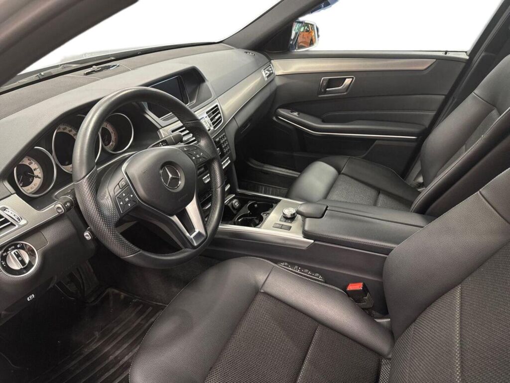 Mercedes-Benz E 2014 Harmaa