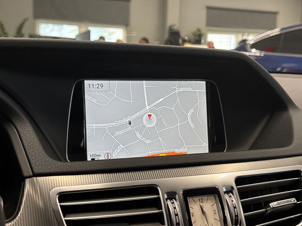 Mercedes-Benz E 2014 Harmaa