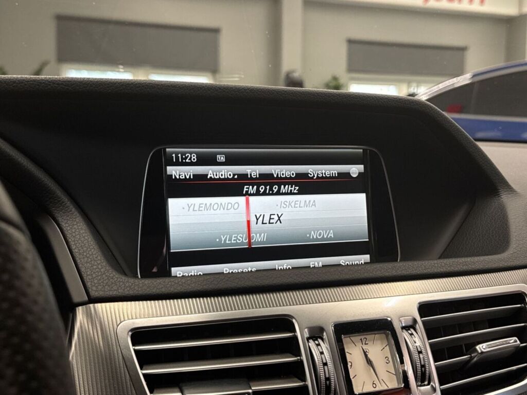 Mercedes-Benz E 2014 Harmaa