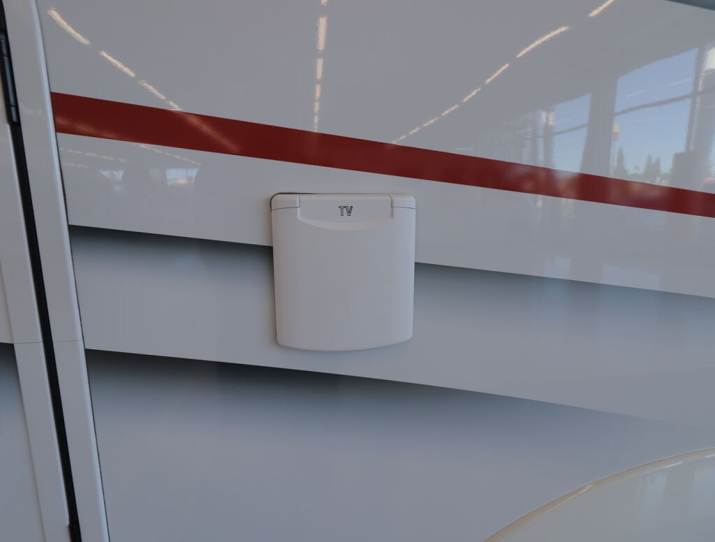 Kabe TRAVEL MASTER X 740 LGB KS ALDE 2020 Valkoinen