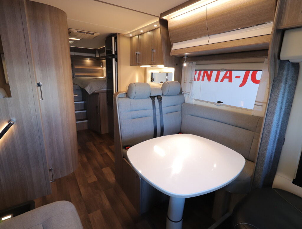 Kabe TRAVEL MASTER X 740 LGB KS ALDE 2020 Valkoinen