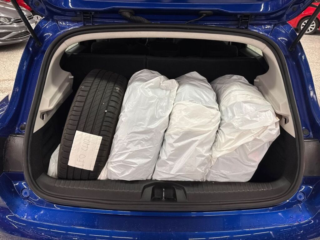 Renault Clio 2020 Sininen