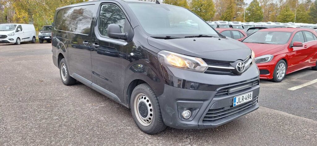 Toyota Proace 2020 Musta