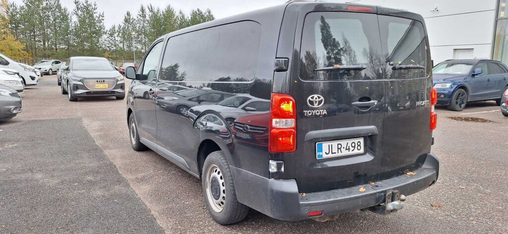Toyota Proace 2020 Musta