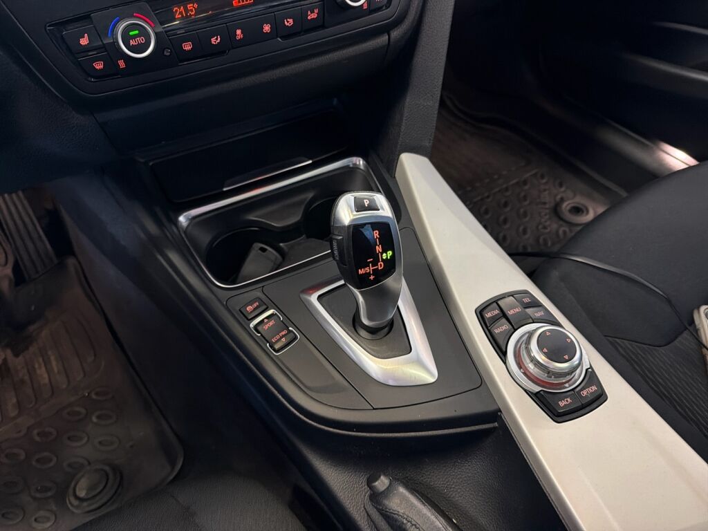 BMW 320 2014 Harmaa