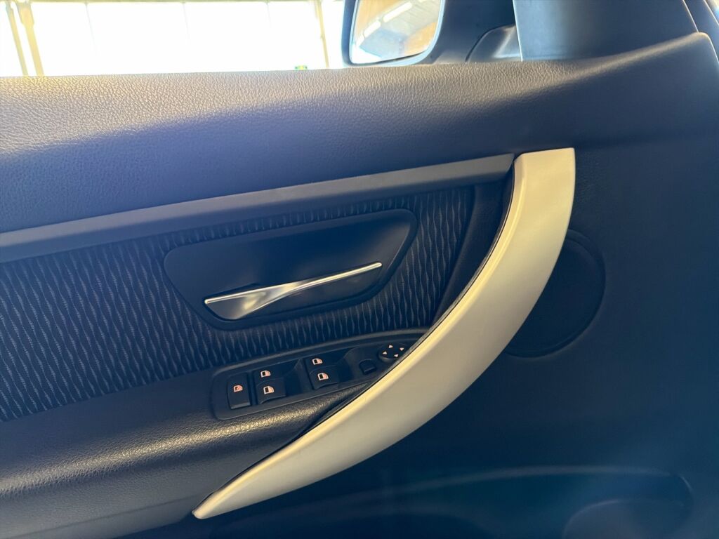 BMW 320 2014 Harmaa