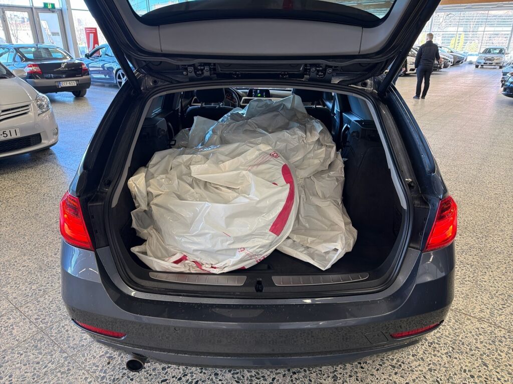 BMW 320 2014 Harmaa