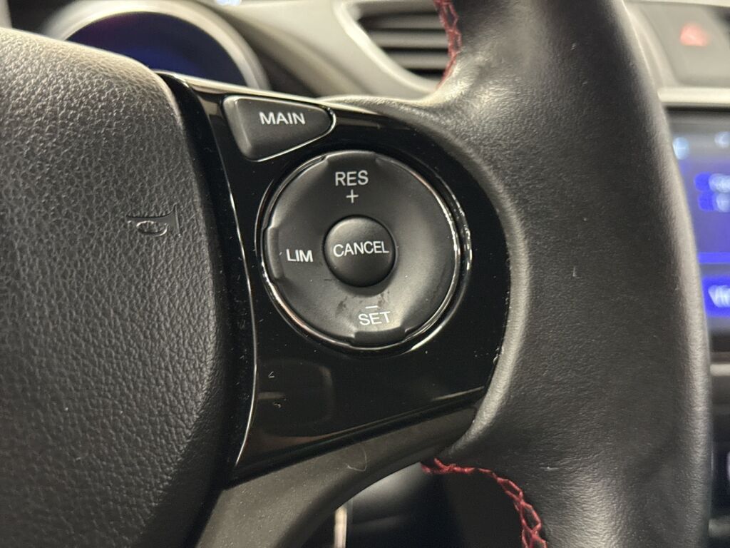 Honda Civic 2018 Valkoinen