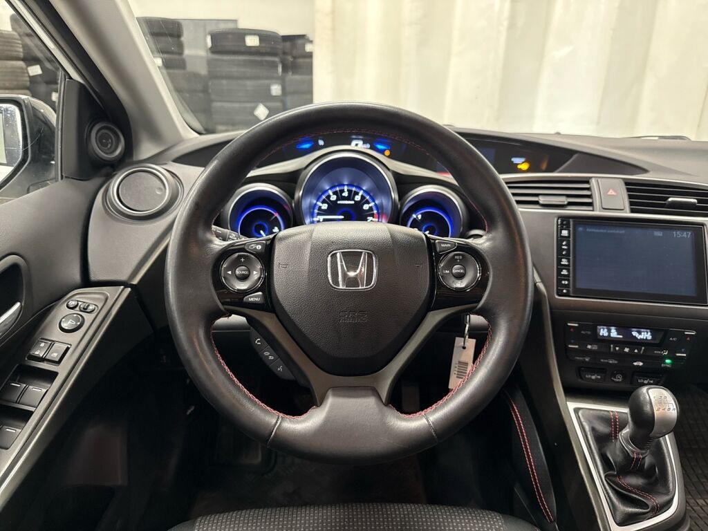 Honda Civic 2018 Valkoinen