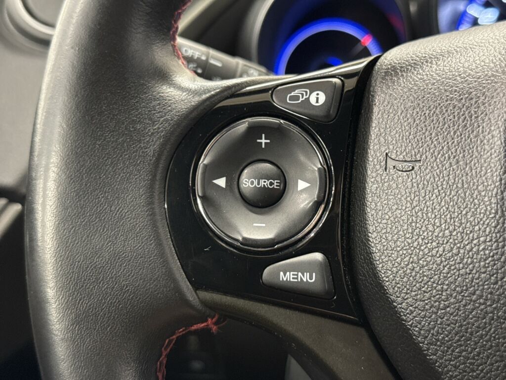 Honda Civic 2018 Valkoinen