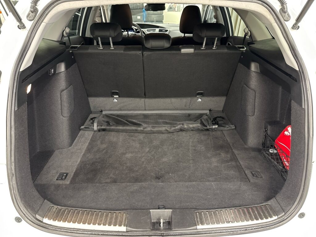 Honda Civic 2018 Valkoinen