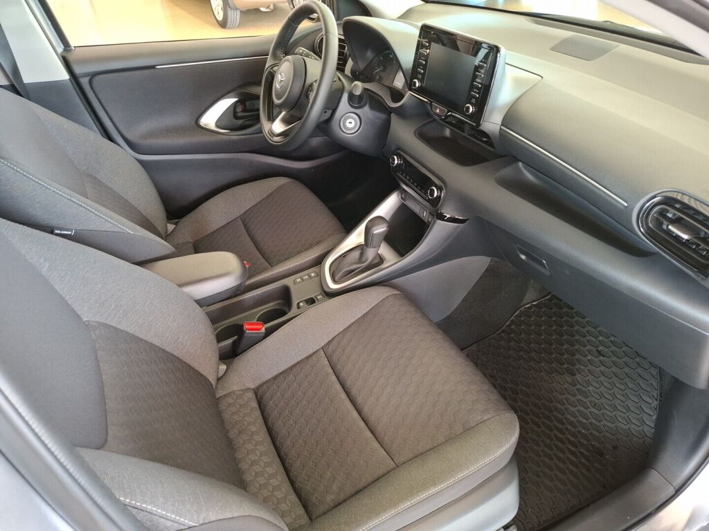 Mazda 2 2024 Hopea
