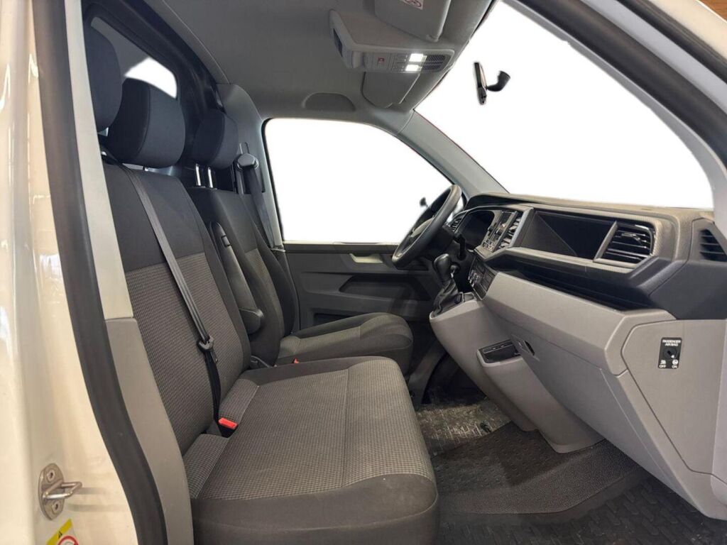 Volkswagen Transporter 2021 Valkoinen