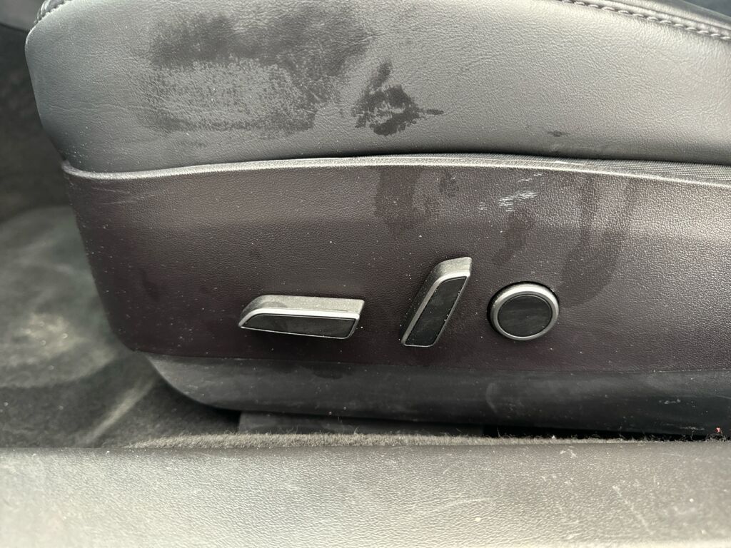 Tesla Model 3 2021 Punainen