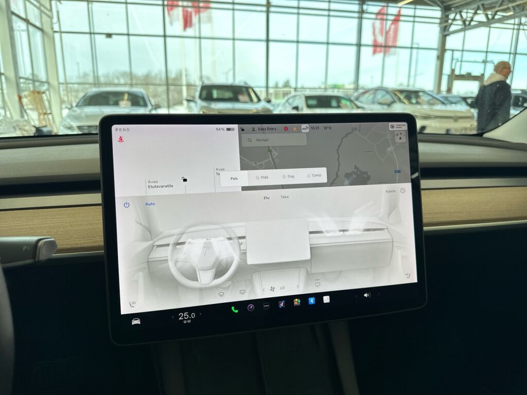 Tesla Model 3 2021 Punainen