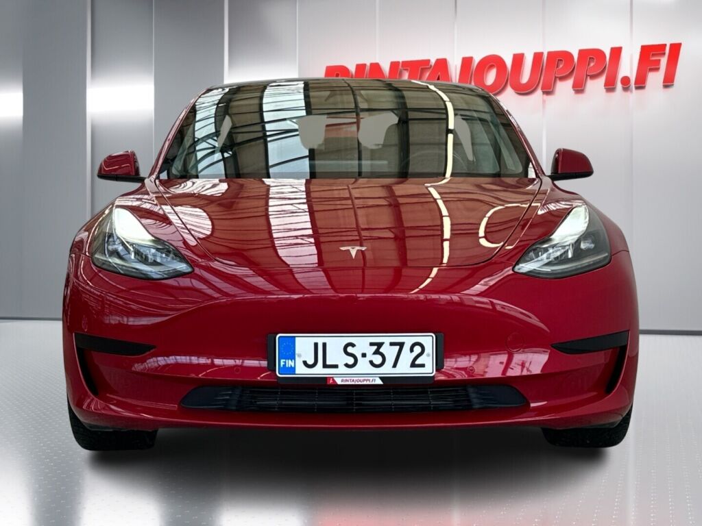 Tesla Model 3 2021 Punainen
