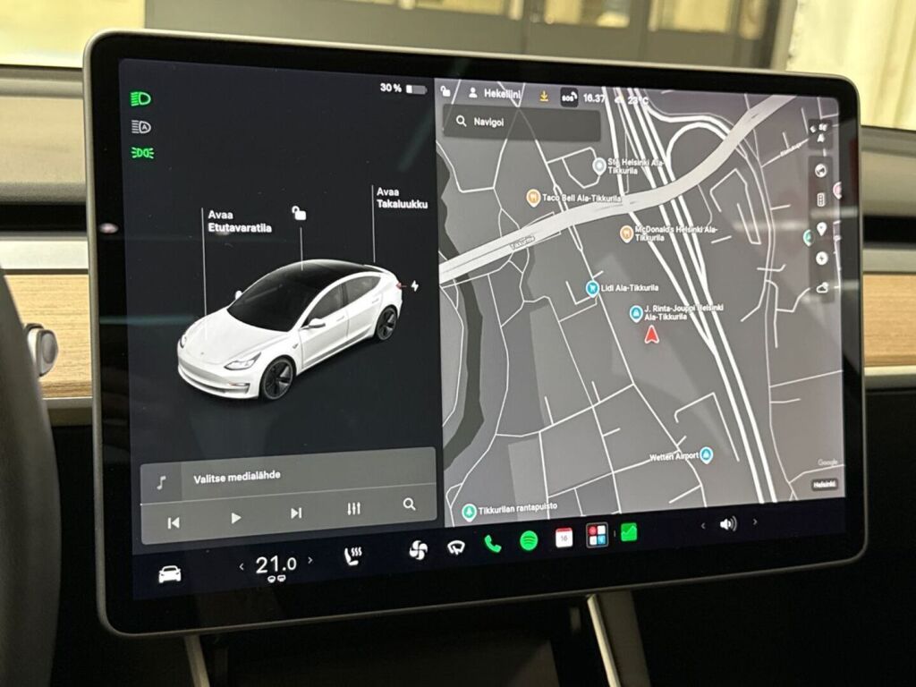Tesla Model 3 2020 Valkoinen