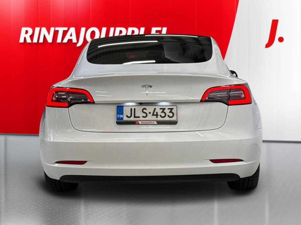 Tesla Model 3 2020 Valkoinen