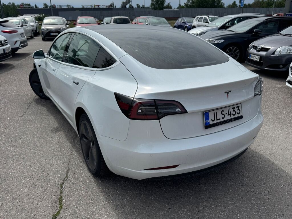 Tesla Model 3 2020 Valkoinen