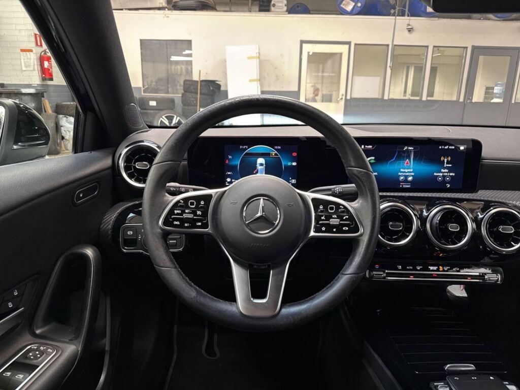Mercedes-Benz A 2021 Musta