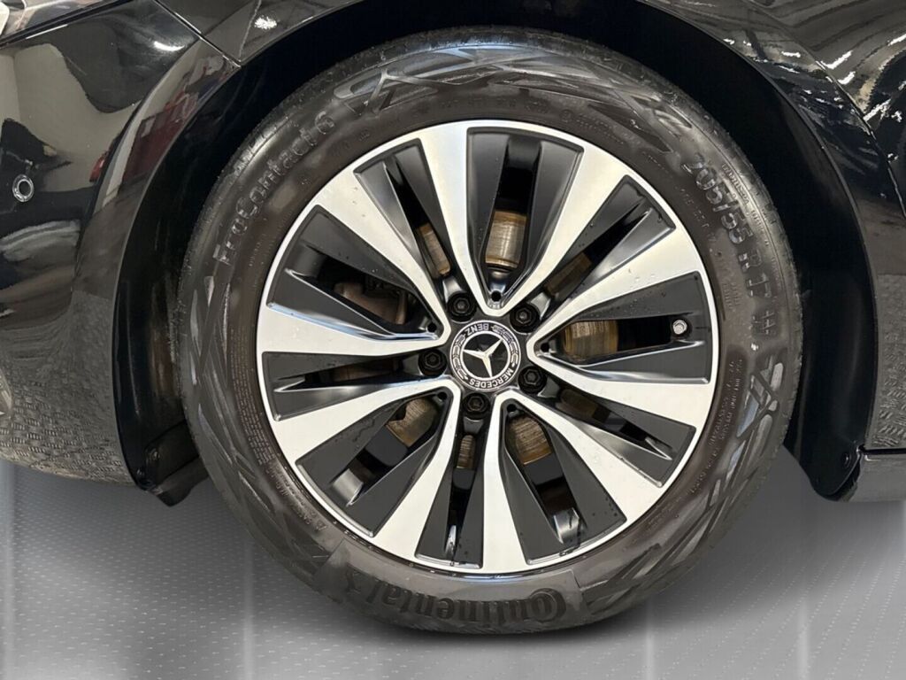 Mercedes-Benz A 2021 Musta