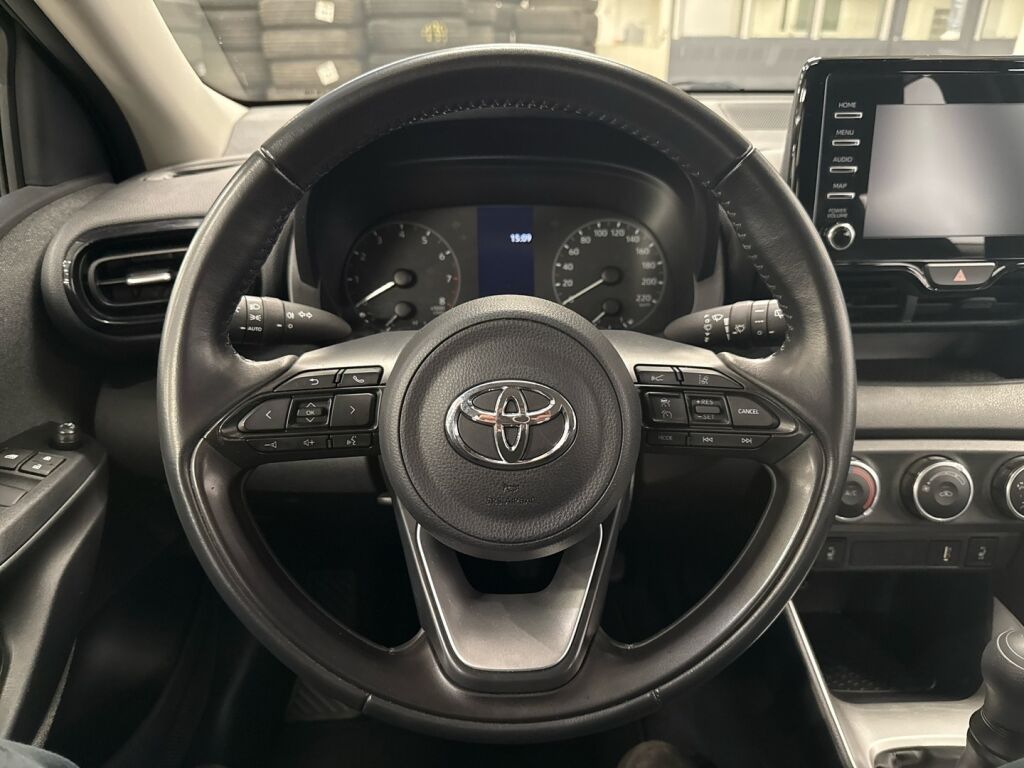 Toyota Yaris 2020 Valkoinen