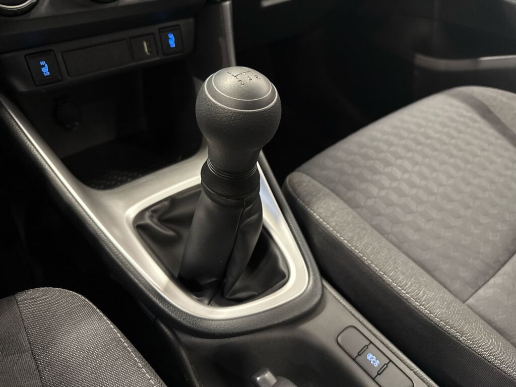 Toyota Yaris 2020 Valkoinen