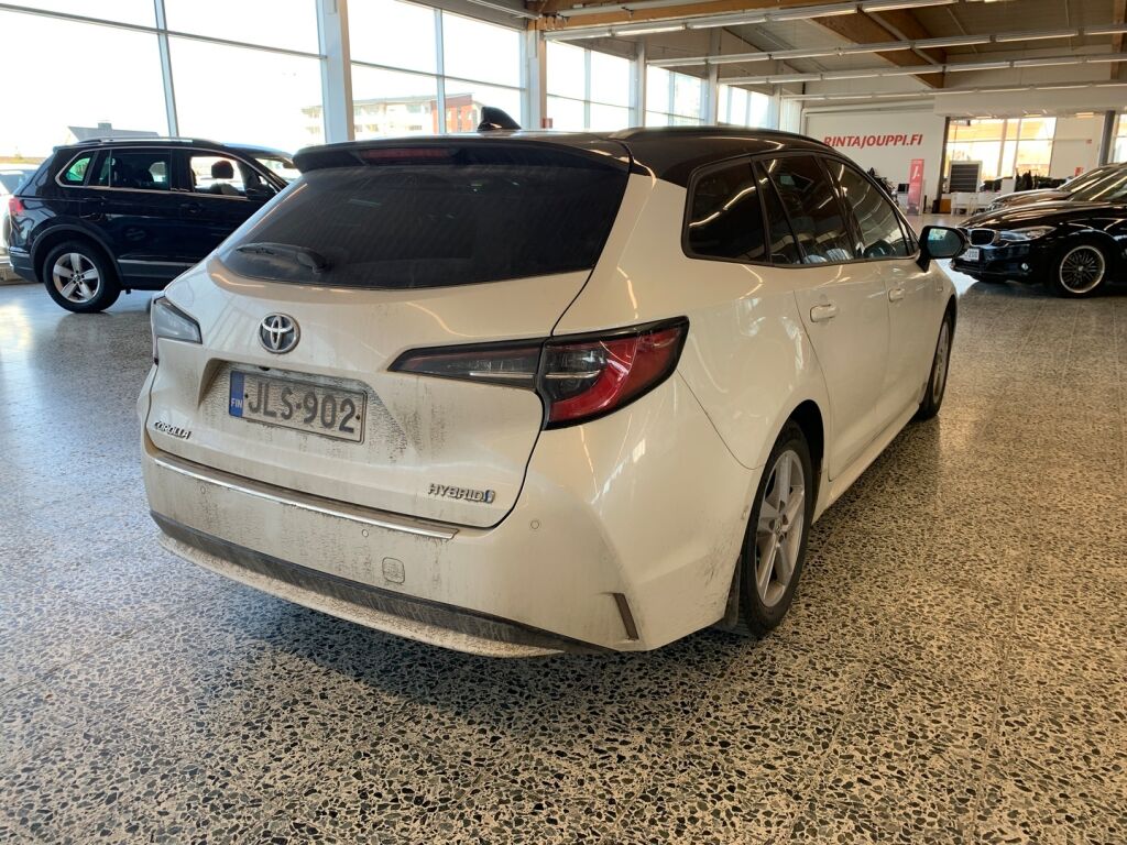 Toyota Corolla 2021 Metallinhohto Valkoinen