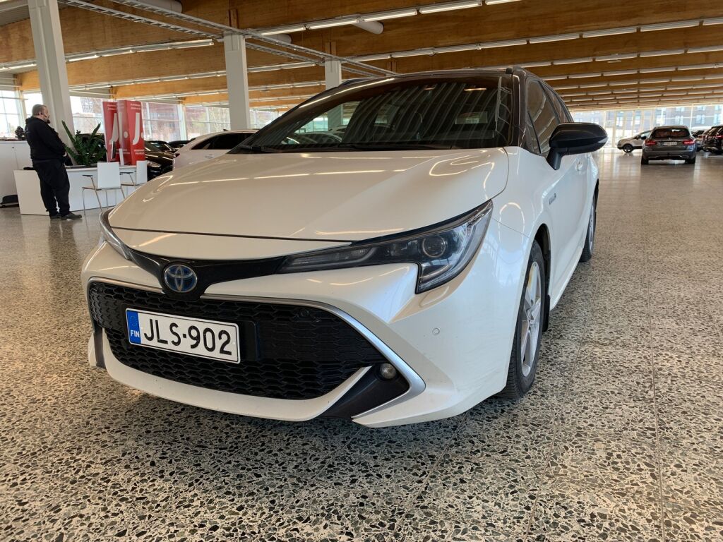 Toyota Corolla 2021 Metallinhohto Valkoinen