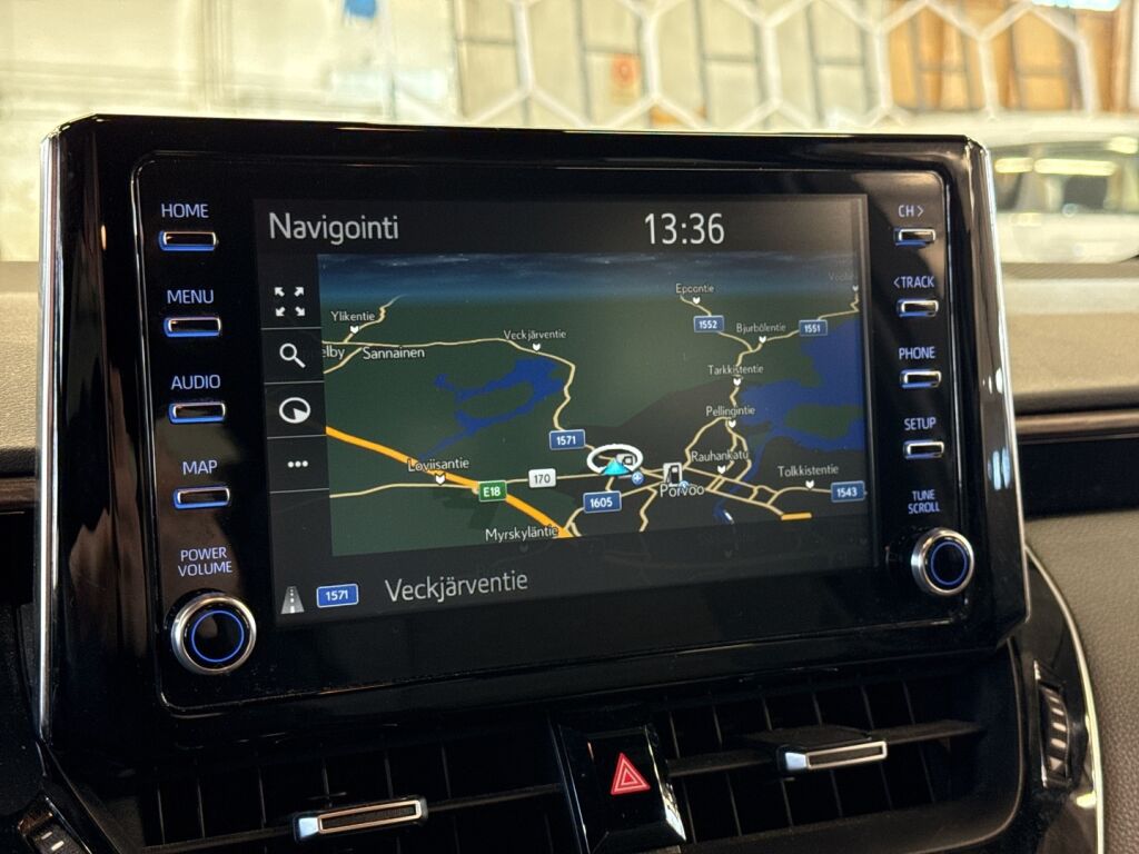 Toyota Corolla 2021 Punainen