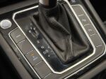 Volkswagen Passat 2021 Sininen