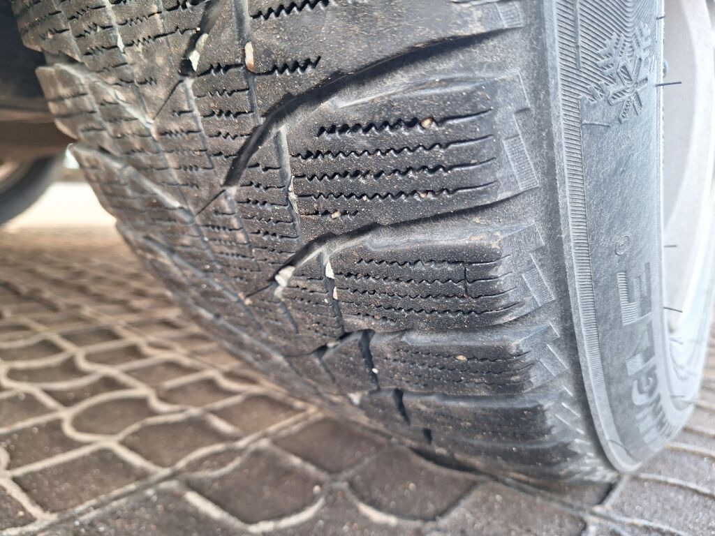 Volvo XC90 2016 Musta