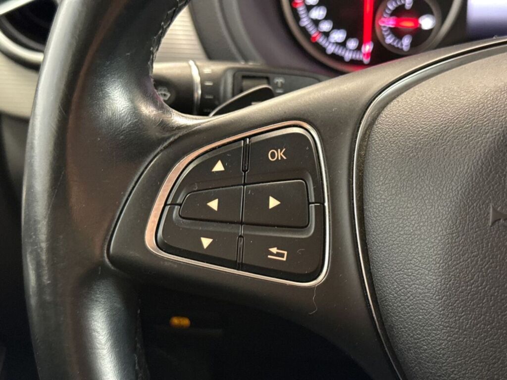 Mercedes-Benz B 2015 Harmaa