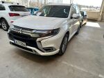 Mitsubishi Outlander PHEV 2019 Valkoinen