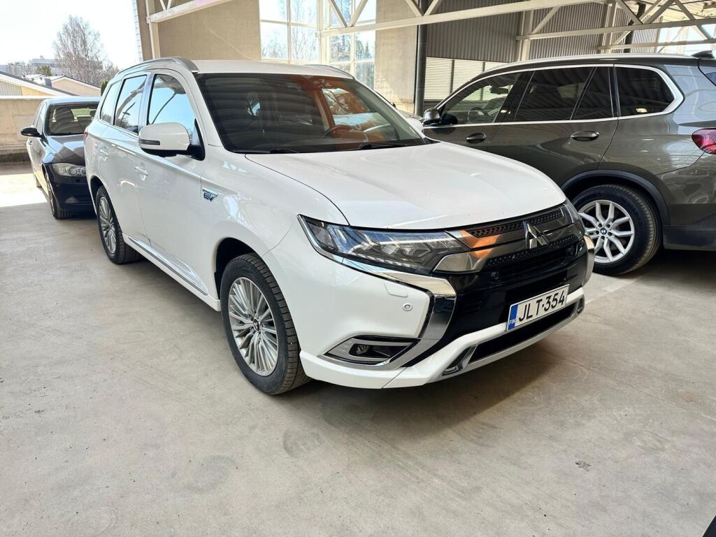 Mitsubishi Outlander PHEV 2019 Valkoinen