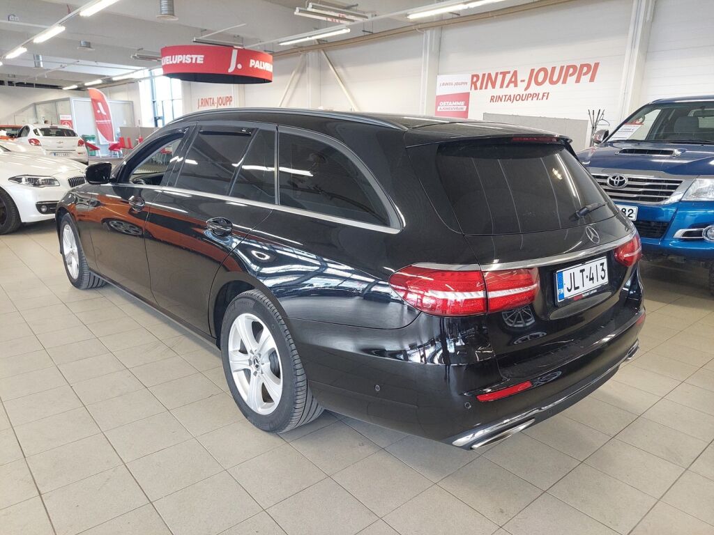Mercedes-Benz E 2017 Musta