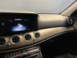 Mercedes-Benz E 2017 Musta