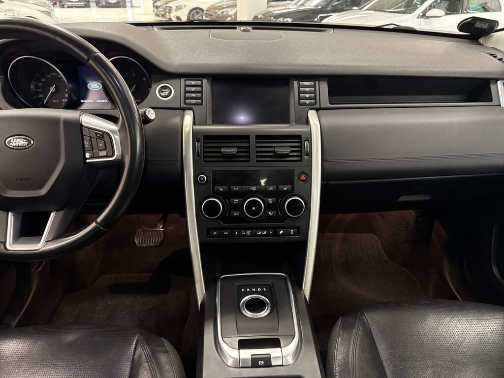 Land Rover Discovery 2015 Valkoinen