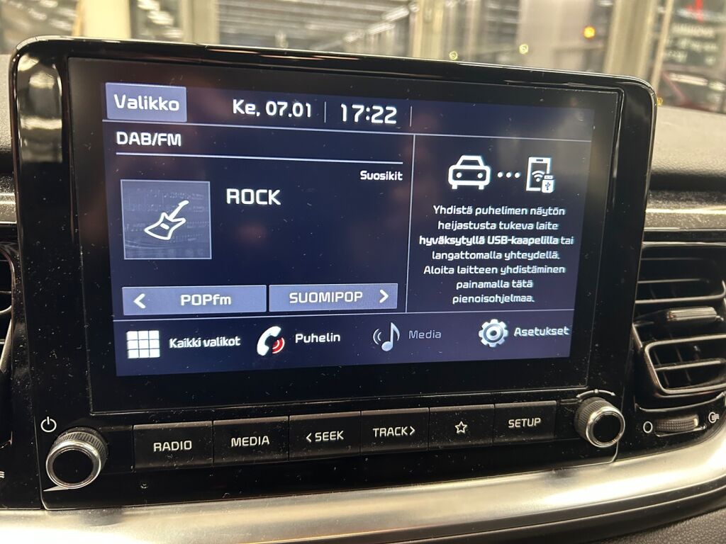 Kia Stonic 2021 Punainen