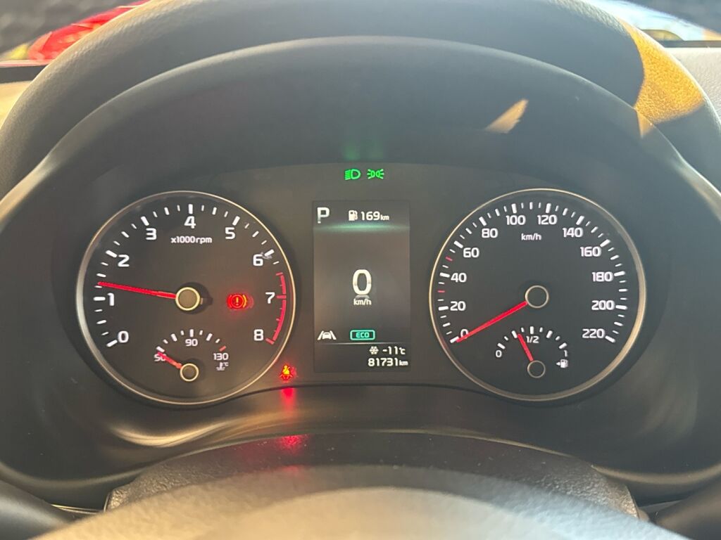 Kia Stonic 2021 Punainen