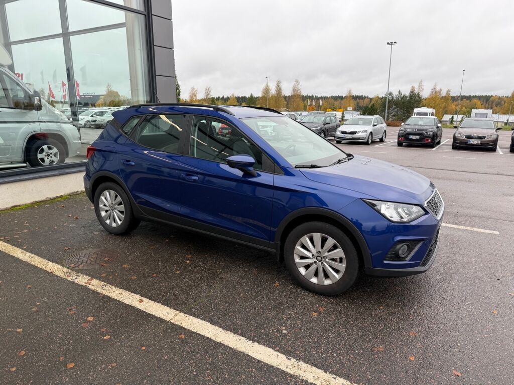 Seat Arona 2021 Sininen